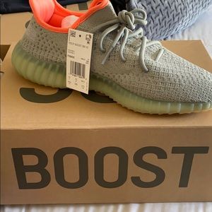 Yeezy Boost 530 V2 Desert Sage 10.5